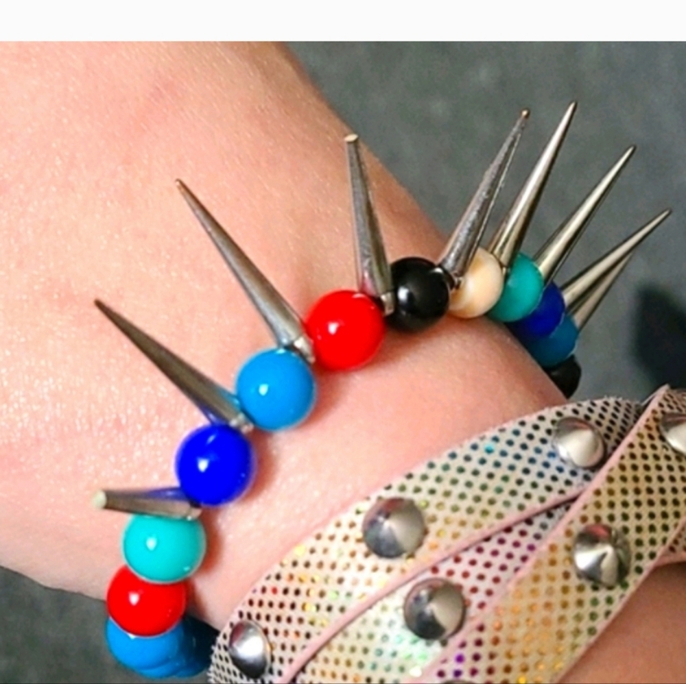 Stretchy Spiked Bracelet